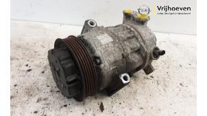 Gebruikte Pomp Airco Opel Corsa D 1.6i GSI 16V Turbo Prijs € 100,00 Margeregeling aangeboden door Autodemontage Vrijhoeven B.V.