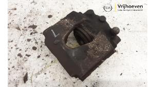 Gebruikte Remklauw (Tang) links-voor Opel Corsa B (73/78/79) 1.4i Prijs € 15,00 Margeregeling aangeboden door Autodemontage Vrijhoeven B.V.