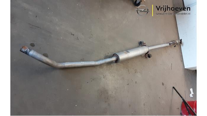 Gebruikte Uitlaat Middendemper Opel Tigra Twin Top 1.4 16V Prijs € 20,00 Margeregeling aangeboden door Autodemontage Vrijhoeven B.V.