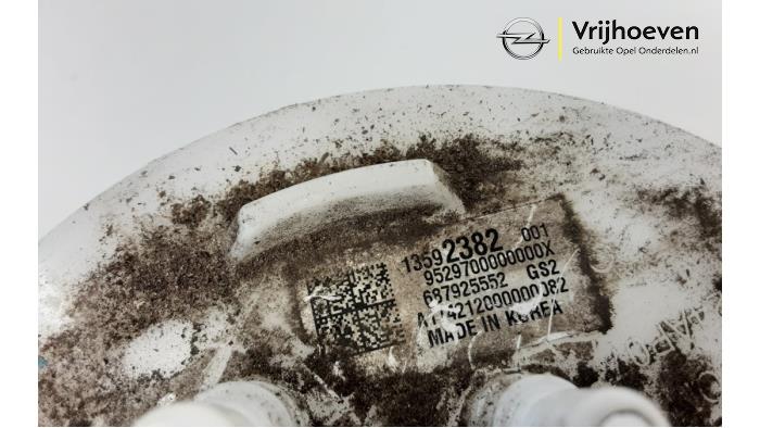 Brandstofpomp Elektrisch van een Vauxhall Mokka/Mokka X 1.6 16V EcoFlex 4x2 2015