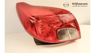 Gebruikte Achterlicht rechts Opel Mokka/Mokka X 1.6 16V EcoFlex 4x2 Prijs € 40,00 Margeregeling aangeboden door Autodemontage Vrijhoeven B.V.
