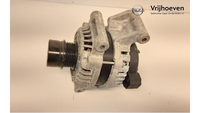 Gebruikte Dynamo Opel Karl 1.0 12V Prijs € 45,00 Margeregeling aangeboden door Autodemontage Vrijhoeven B.V.