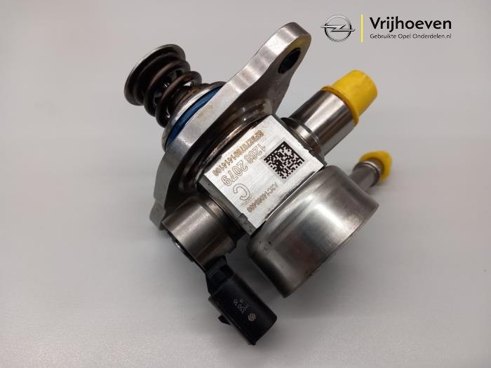 Gebruikte Brandstofpomp Mechanisch Opel Astra K 1.4 Turbo 16V Prijs € 50,00 Margeregeling aangeboden door Autodemontage Vrijhoeven B.V.