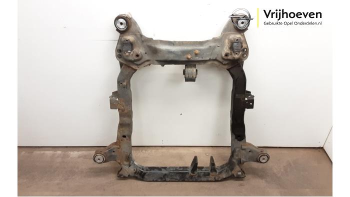 Gebruikte Subframe Opel Vectra C Caravan 1.8 16V Prijs € 50,00 Margeregeling aangeboden door Autodemontage Vrijhoeven B.V.