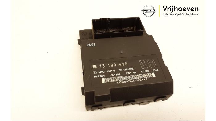 Gebruikte Sam module Opel Vectra C Caravan 1.8 16V Prijs € 50,00 Margeregeling aangeboden door Autodemontage Vrijhoeven B.V.