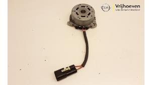 Gebruikte Motorkoeling ventilator Opel Astra K 1.2 Turbo 12V Prijs € 100,00 Margeregeling aangeboden door Autodemontage Vrijhoeven B.V.