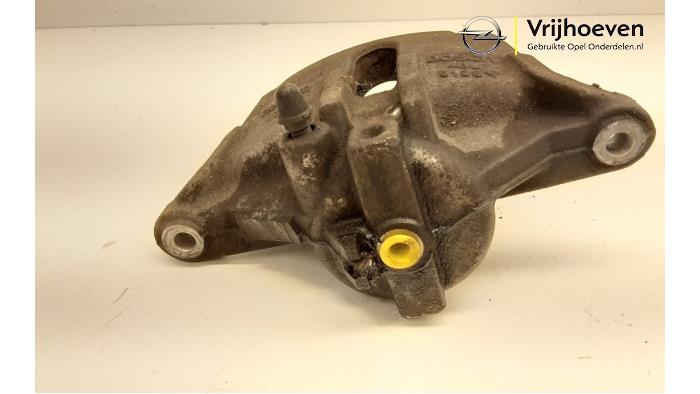 Remklauw (Tang) links-voor van een Opel Agila (A) 1.2 16V Twin Port 2005