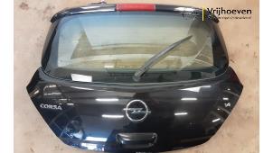 Gebruikte Achterklep Opel Corsa D 1.4 16V Twinport Prijs € 50,00 Margeregeling aangeboden door Autodemontage Vrijhoeven B.V.