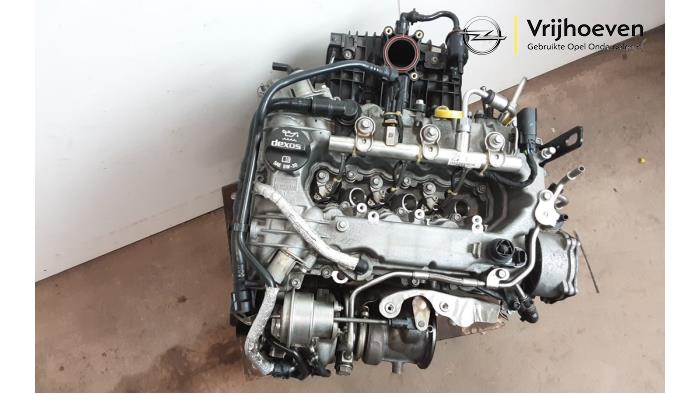 Motor van een Opel Astra K 1.0 Turbo 12V 2016