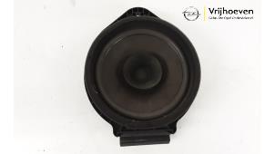 Gebruikte Speaker Opel Mokka/Mokka X 1.4 Turbo 16V 4x2 Prijs € 20,00 Margeregeling aangeboden door Autodemontage Vrijhoeven B.V.