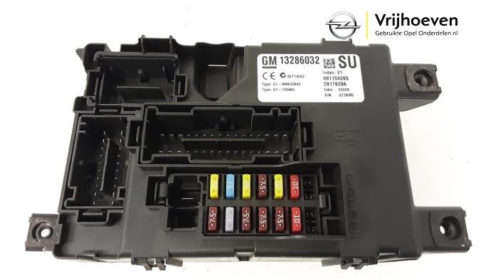 Gebruikte Module Bodycontrol Opel Corsa D 1.2 16V Prijs € 100,00 Margeregeling aangeboden door Autodemontage Vrijhoeven B.V.