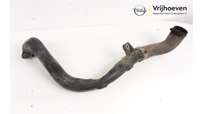 Gebruikte Intercooler Buis Opel Combo 1.6 CDTI 16V Prijs € 50,00 Margeregeling aangeboden door Autodemontage Vrijhoeven B.V.