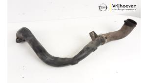 Gebruikte Intercooler Buis Opel Combo 1.6 CDTI 16V Prijs € 50,00 Margeregeling aangeboden door Autodemontage Vrijhoeven B.V.