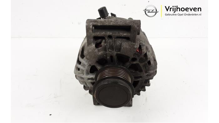 Gebruikte Dynamo Opel Astra J GTC (PD2/PF2) 2.0 16V Turbo OPC Prijs € 150,00 Margeregeling aangeboden door Autodemontage Vrijhoeven B.V.