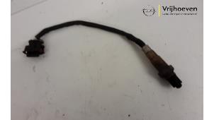 Gebruikte Lambda Sonde Opel Corsa D 1.6i OPC 16V Turbo Nürburgring Edition Prijs € 20,00 Margeregeling aangeboden door Autodemontage Vrijhoeven B.V.