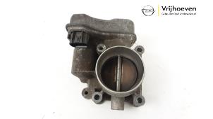 Gebruikte Gasklephuis Opel Zafira (M75) 2.2 16V Direct Ecotec Prijs € 25,00 Margeregeling aangeboden door Autodemontage Vrijhoeven B.V.