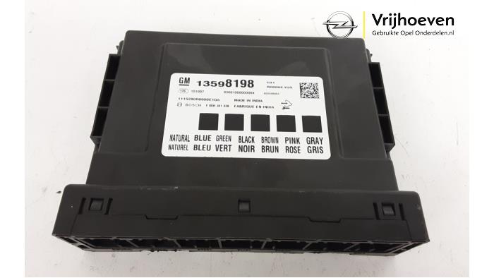 Gebruikte Computer Body Control Opel Karl 1.0 12V Prijs € 80,00 Margeregeling aangeboden door Autodemontage Vrijhoeven B.V.