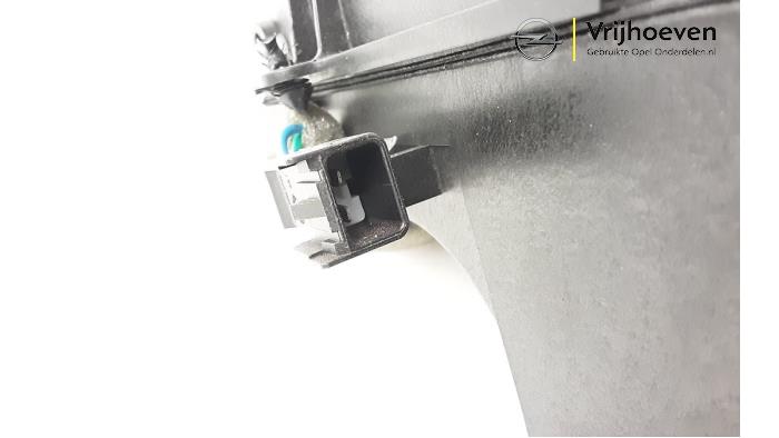 Subwoofer van een Opel Ampera 1.4 16V 2013