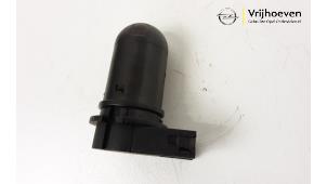 Gebruikte Lichtsensor Opel Ampera 1.4 16V Prijs € 20,00 Margeregeling aangeboden door Autodemontage Vrijhoeven B.V.