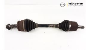 Gebruikte Aandrijfas links-voor Opel Astra J GTC (PD2/PF2) 1.4 Turbo 16V ecoFLEX 140 Prijs € 75,00 Margeregeling aangeboden door Autodemontage Vrijhoeven B.V.