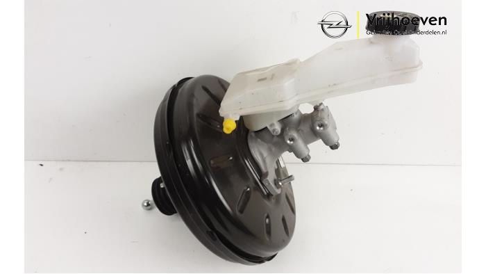 Gebruikte Rembekrachtiger Opel Corsa F (UB/UH/UP) 1.2 12V 75 Prijs € 75,00 Margeregeling aangeboden door Autodemontage Vrijhoeven B.V.