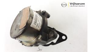 Gebruikte Vacuumpomp (Diesel) Opel Corsa E 1.3 CDTi 16V ecoFLEX Prijs € 30,00 Margeregeling aangeboden door Autodemontage Vrijhoeven B.V.