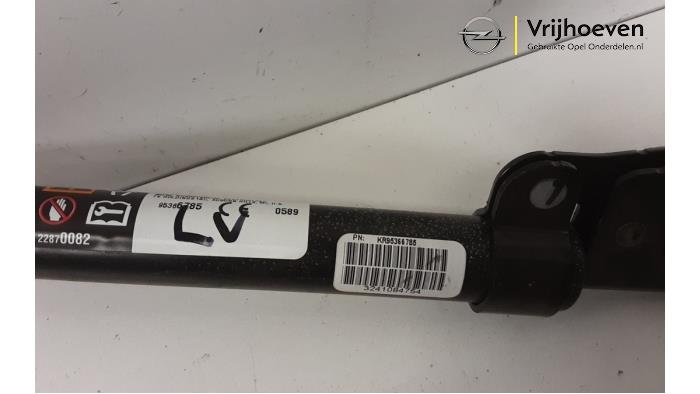 Gordelspanner links van een Vauxhall Mokka/Mokka X 1.4 Turbo 16V 4x4 2013