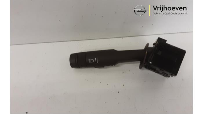 Knipperlicht Schakelaar van een Vauxhall Mokka/Mokka X 1.4 Turbo 16V 4x4 2013