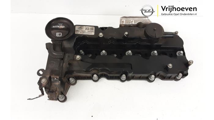 Gebruikte Kleppendeksel Opel Astra K Sports Tourer 1.6 CDTI 110 16V Prijs € 40,00 Margeregeling aangeboden door Autodemontage Vrijhoeven B.V.