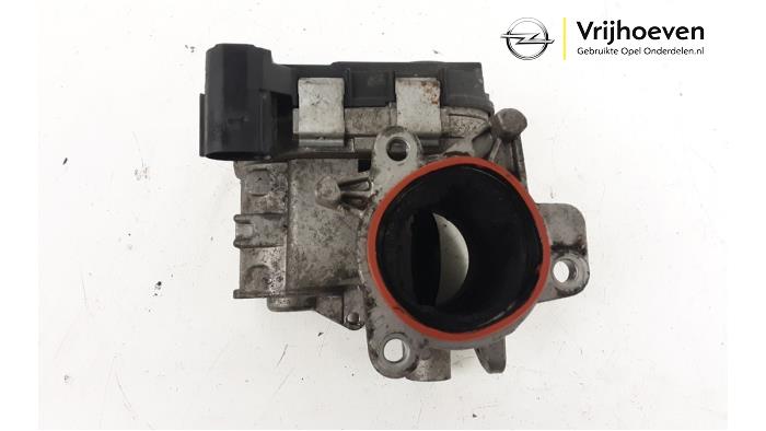 Gebruikte Gasklephuis Opel Combo 1.3 CDTI 16V ecoFlex Prijs € 30,00 Margeregeling aangeboden door Autodemontage Vrijhoeven B.V.