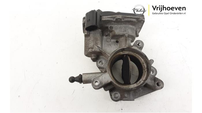 Gebruikte Gasklephuis Opel Zafira Tourer (P12) 2.0 CDTI 16V 130 Ecotec Prijs € 20,00 Margeregeling aangeboden door Autodemontage Vrijhoeven B.V.