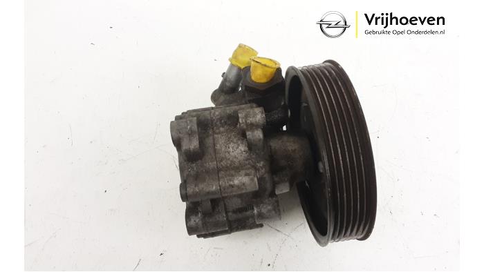 Gebruikte Servopomp Opel Combo 1.6 CDTI 16V Prijs € 50,00 Margeregeling aangeboden door Autodemontage Vrijhoeven B.V.