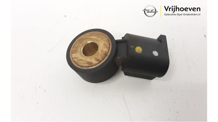 Pingelsensor van een Opel Astra J GTC (PD2/PF2) 1.6 SIDI Turbo 16V Motorsport 2017
