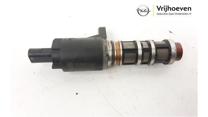 Gebruikte Nokkenas Sensor Opel Astra J GTC (PD2/PF2) 1.6 SIDI Turbo 16V Motorsport Prijs € 30,00 Margeregeling aangeboden door Autodemontage Vrijhoeven B.V.