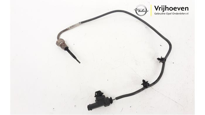 Gebruikte Uitlaat temperatuursensor Opel Astra K Sports Tourer 1.6 CDTI 110 16V Prijs € 35,00 Margeregeling aangeboden door Autodemontage Vrijhoeven B.V.