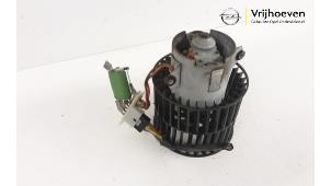 Gebruikte Chaufage Ventilatiemotor Opel Astra F (56/57) 1.6i Prijs € 35,00 Margeregeling aangeboden door Autodemontage Vrijhoeven B.V.