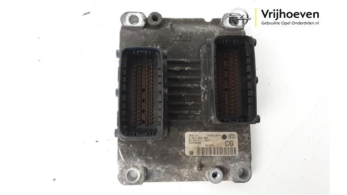 Gebruikte Computer Motormanagement Opel Corsa D 1.6i OPC 16V Turbo Prijs € 200,00 Margeregeling aangeboden door Autodemontage Vrijhoeven B.V.