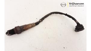 Gebruikte Lambda Sonde Opel Corsa D 1.6i OPC 16V Turbo Nürburgring Edition Prijs € 20,00 Margeregeling aangeboden door Autodemontage Vrijhoeven B.V.