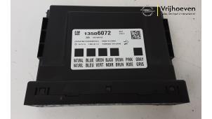 Gebruikte Module Bodycontrol Opel Corsa E 1.6 OPC Turbo 16V Prijs € 80,00 Margeregeling aangeboden door Autodemontage Vrijhoeven B.V.