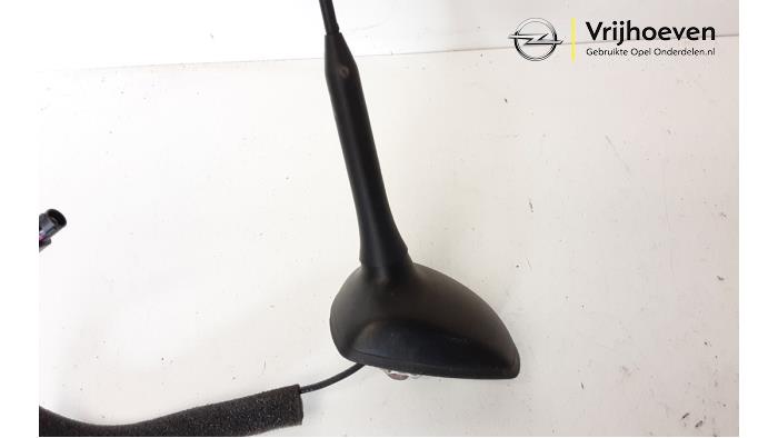 Antenne van een Vauxhall Adam 1.4 2013