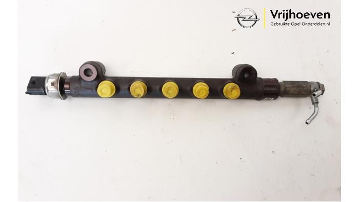 Gebruikte Injector brug Opel Astra K Sports Tourer 1.6 CDTI 136 16V Prijs € 45,00 Margeregeling aangeboden door Autodemontage Vrijhoeven B.V.
