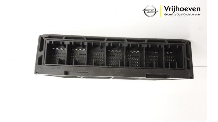 Computer Body Control van een Opel Astra K 1.2 Turbo 12V 2020