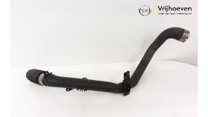 Gebruikte Intercooler Buis Opel Astra K 1.2 Turbo 12V Prijs € 60,00 Margeregeling aangeboden door Autodemontage Vrijhoeven B.V.