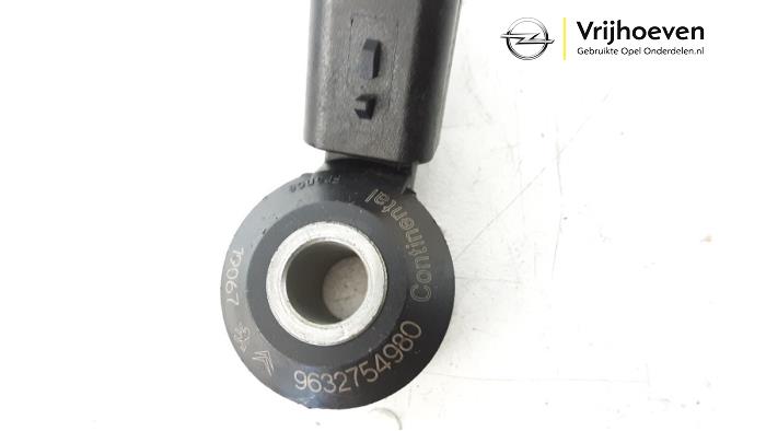 Pingelsensor van een Opel Crossland (X) 1.2 Turbo 12V Euro 6 2019