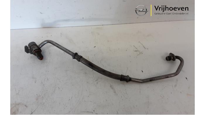 Gebruikte Oliedruk Leiding Opel Crossland (X) 1.2 Turbo 12V Euro 6 Prijs € 20,00 Margeregeling aangeboden door Autodemontage Vrijhoeven B.V.