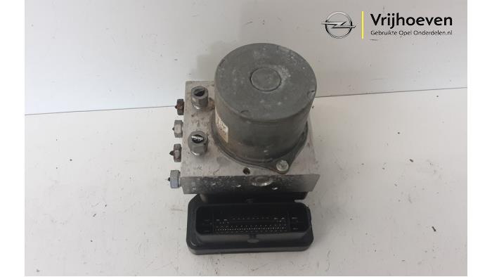Gebruikte ABS Pomp Opel Astra K 1.4 Turbo 16V Prijs € 100,00 Margeregeling aangeboden door Autodemontage Vrijhoeven B.V.
