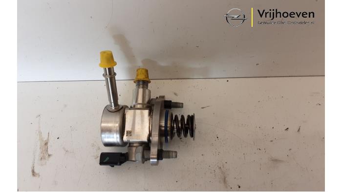 Gebruikte Brandstofpomp Mechanisch Opel Astra K 1.4 Turbo 16V Prijs € 50,00 Margeregeling aangeboden door Autodemontage Vrijhoeven B.V.