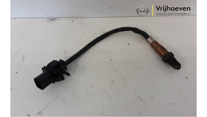 Lambda Sonde van een Opel Astra K 1.6 SIDI Eco Turbo 16V 2018