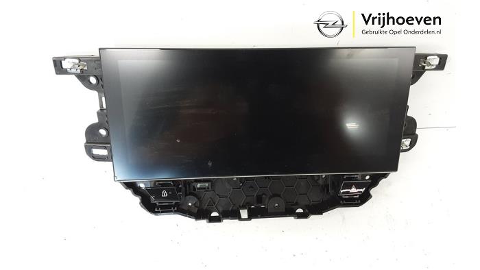 Gebruikte Display Interieur Opel Corsa F (UB/UH/UP) 1.2 Turbo 12V 130 Prijs € 350,00 Margeregeling aangeboden door Autodemontage Vrijhoeven B.V.