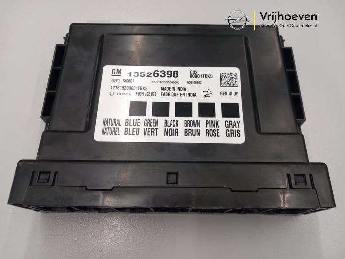 Computer Body Control van een Opel Astra K 1.6 SIDI Eco Turbo 16V 2018